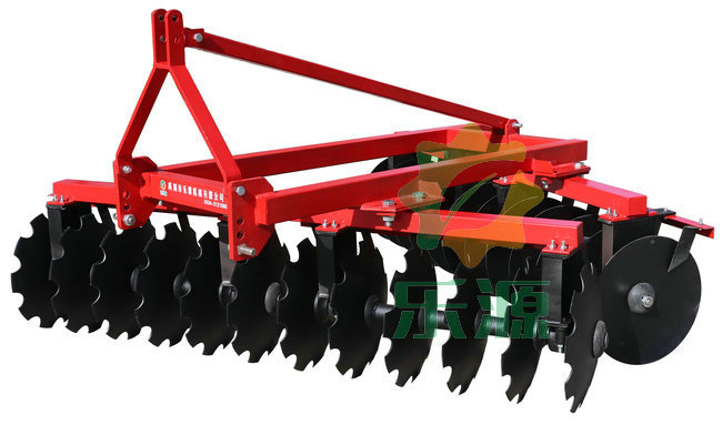 Mounted heavy disc harrow