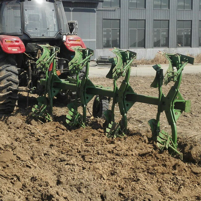 Hydraulic Reversible Plough