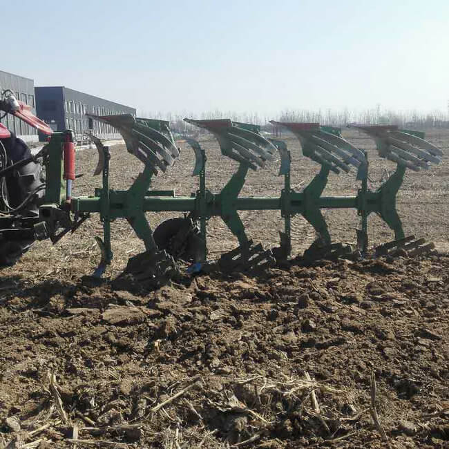 Hydraulic Reversible Plough