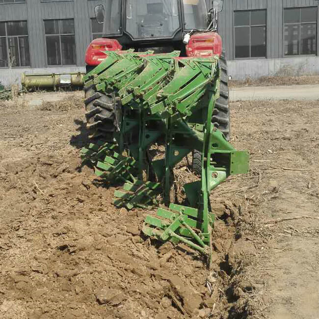 Hydraulic Reversible Plough